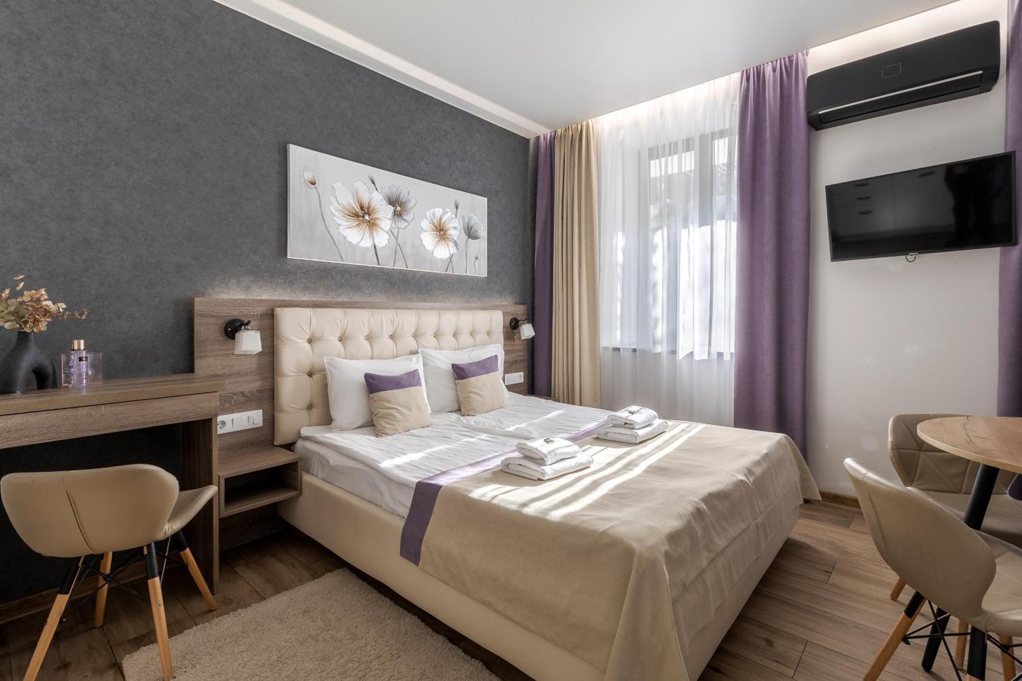 Demar Apart Violet Lvov Exteriér fotografie